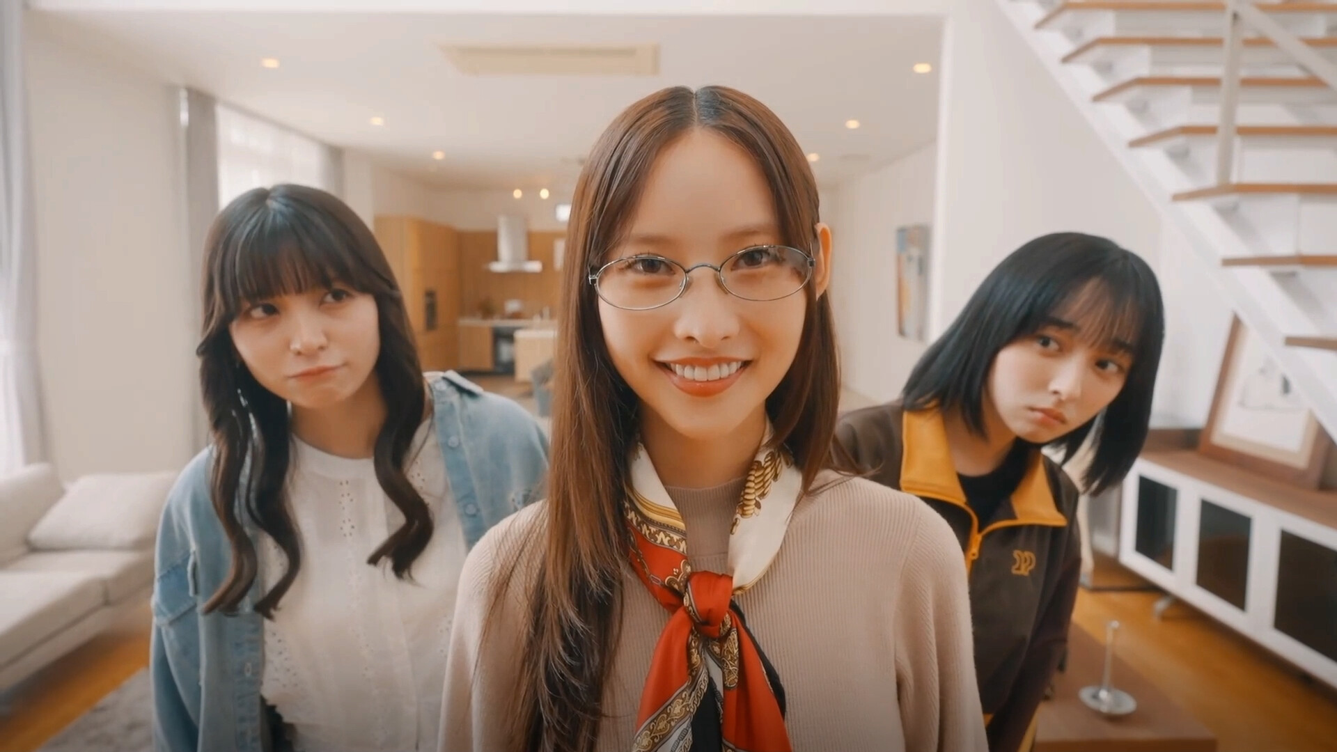 图片[2]网赚项目-副业赚钱-互联网创业-资源整合《嘟嘟嘟~恋爱信号响不停，美女室友们教我如何网赚项目-副业赚钱-互联网创业-资源整合老八网赚